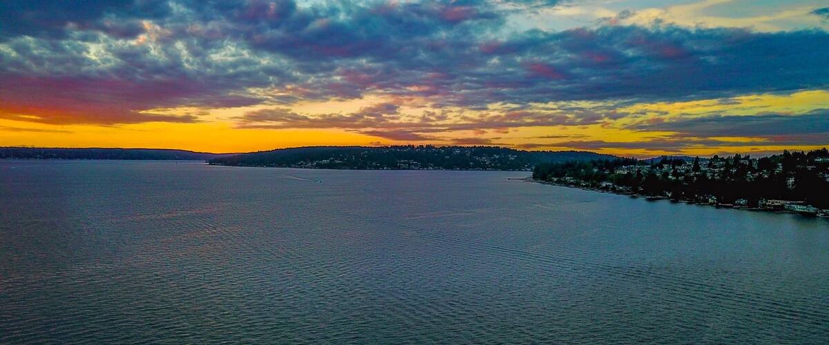 Gorgeous skies!! #sunset #lake #washington #seattle #pnw #sky #drone