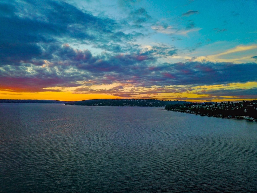 Gorgeous skies!! #sunset #lake #washington #seattle #pnw #sky #drone