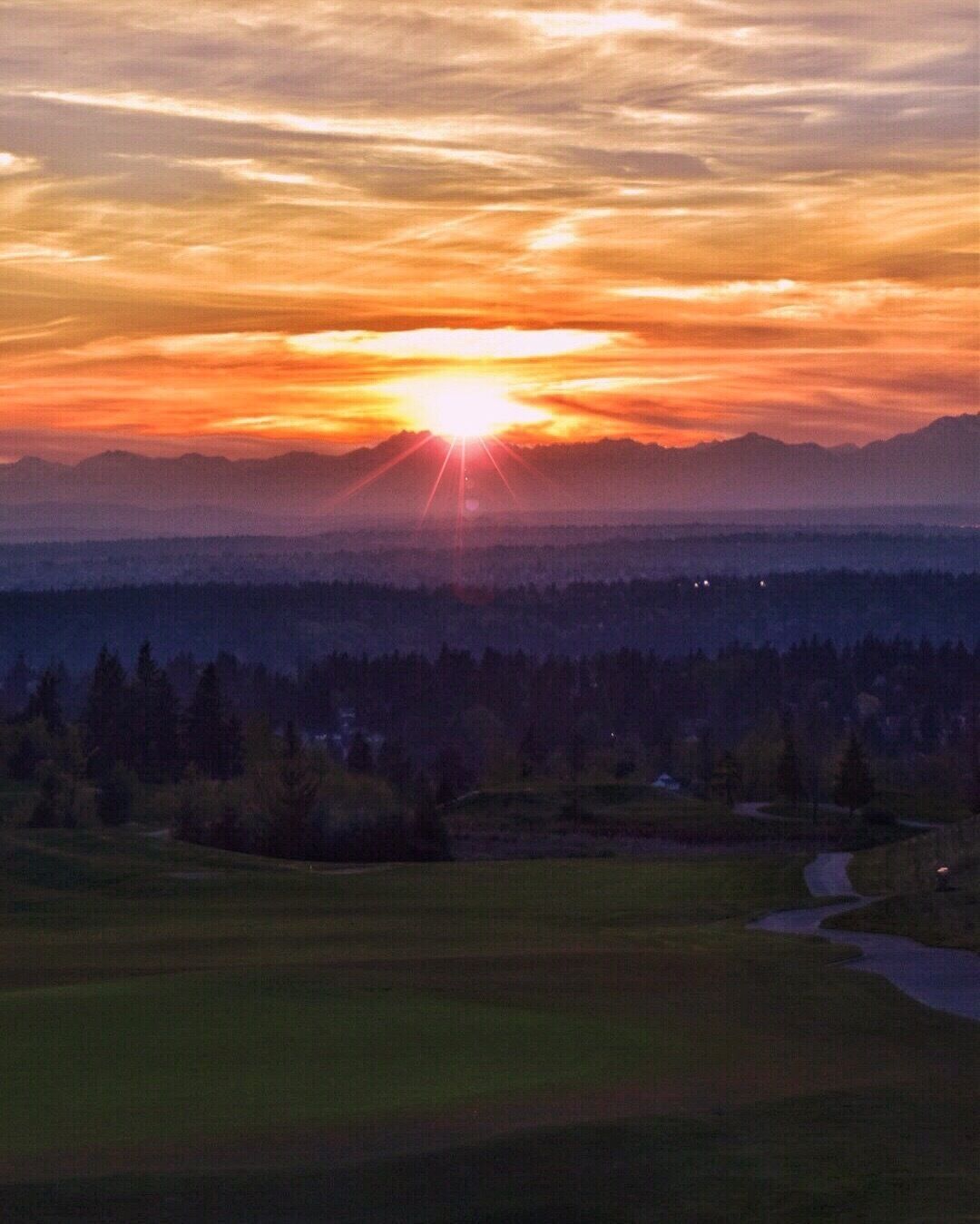 Best Place to watch Sunset 
#sunset #adventure #travel #spring #colorful #beautifulplaces  