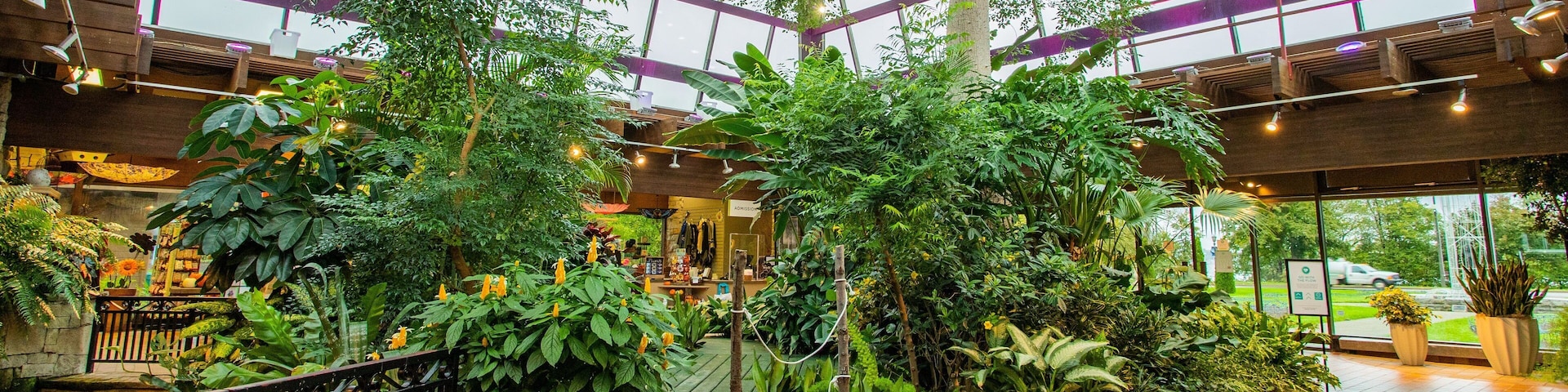 Niagara Parks Floral Showhouse featuring interior views and a park