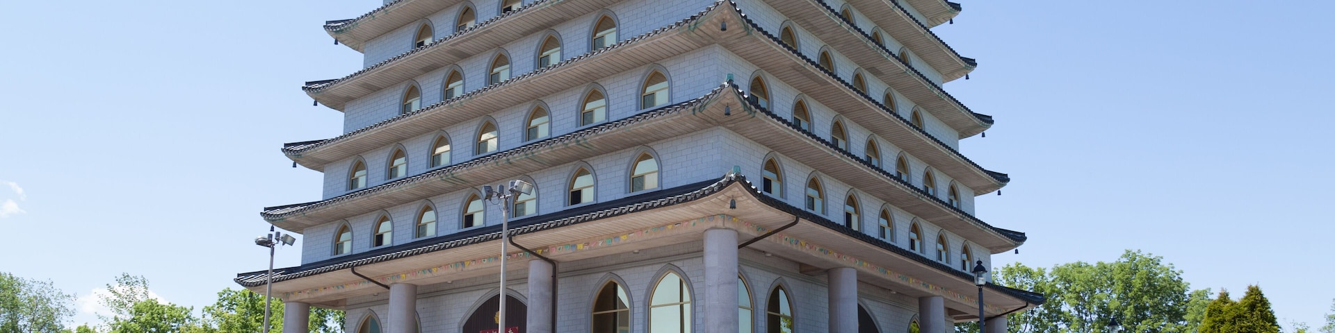 Cham Shan Temple in Niagara Falls, Canada -Ten Thousand Buddhas Sarira Stupa