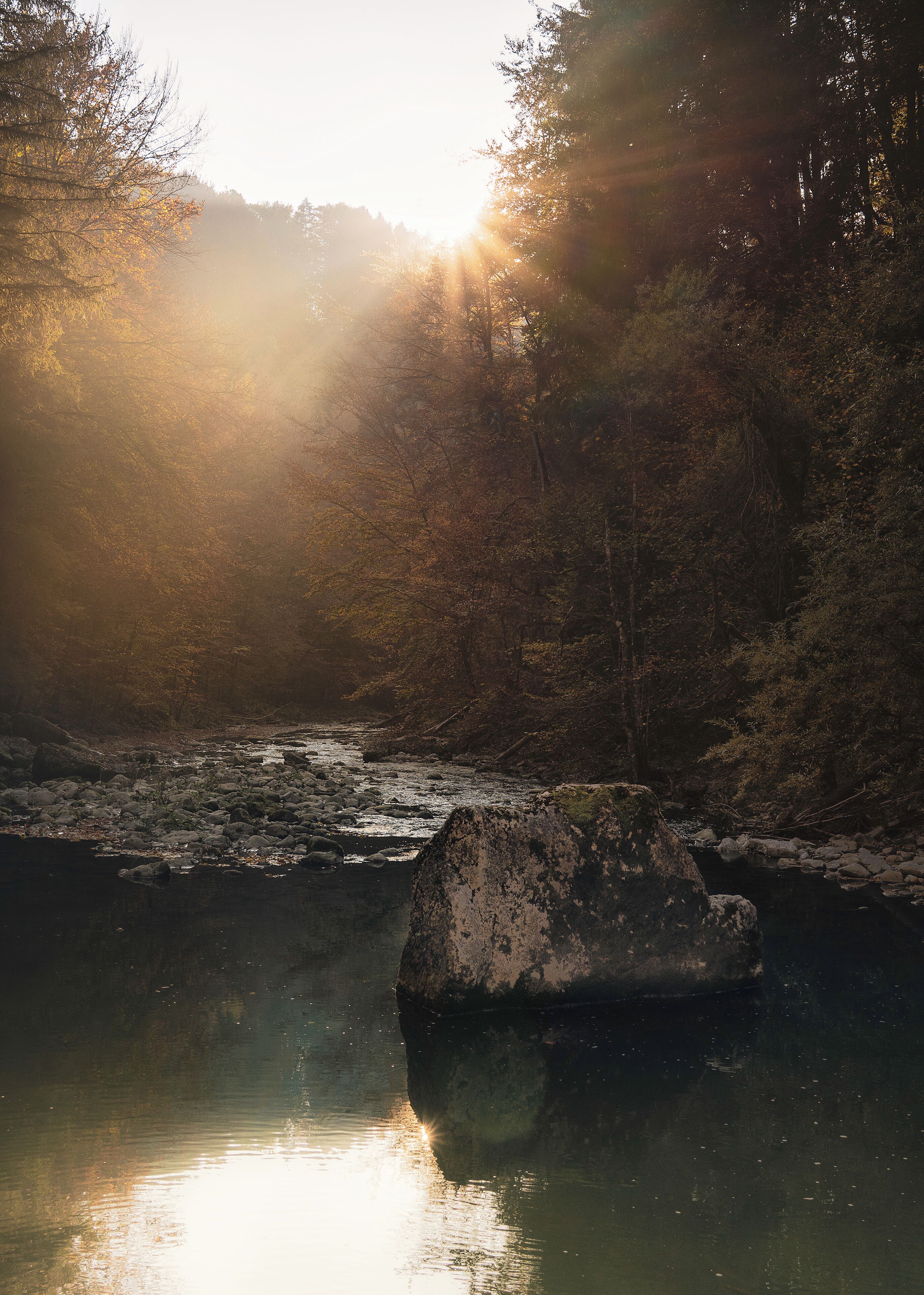 We had a hike in the Gorges de la Jogne close to Broc in autumn 2018, the major part of the walk was done under the cloudy day until about half an hour before the sunset, the sky started to break open and reveal its glory to our camera!