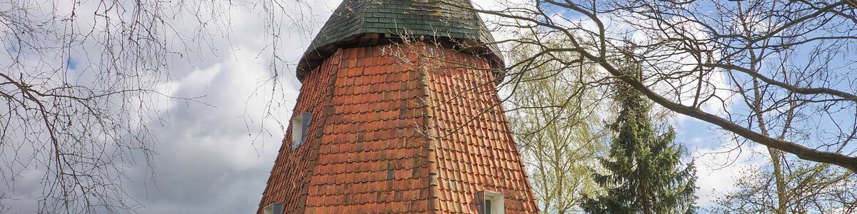 Holländerwindmühle von 1853 in Mellendorf (Wedemark), Niedersachsen, Deutschland