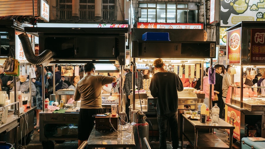 Ningxia Night Market which includes street scenes, markets and food