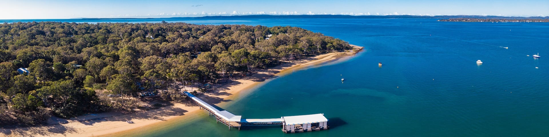 Sunny day on Coochiemudlo Island, Brisbane, Queensland, Australia