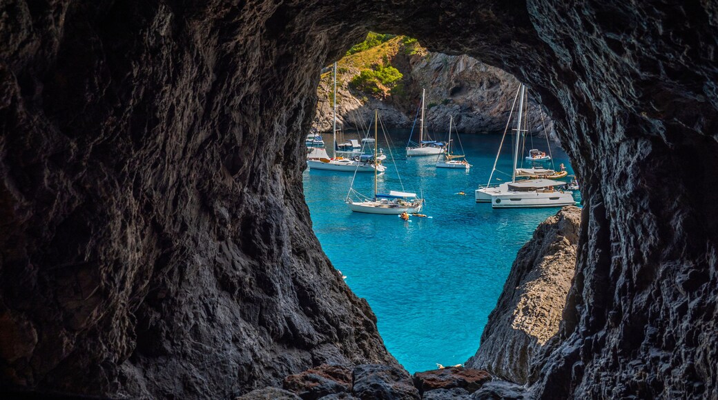 Cala Sa Calobra, Beaches of Sa Calobra, Natural Monument del Torrent de Pareis, Escorca, Mediterranean Sea, Paraje Natural de la Sierra de Tramuntana, Mallorca, Islas Baleares, Spain, Europe