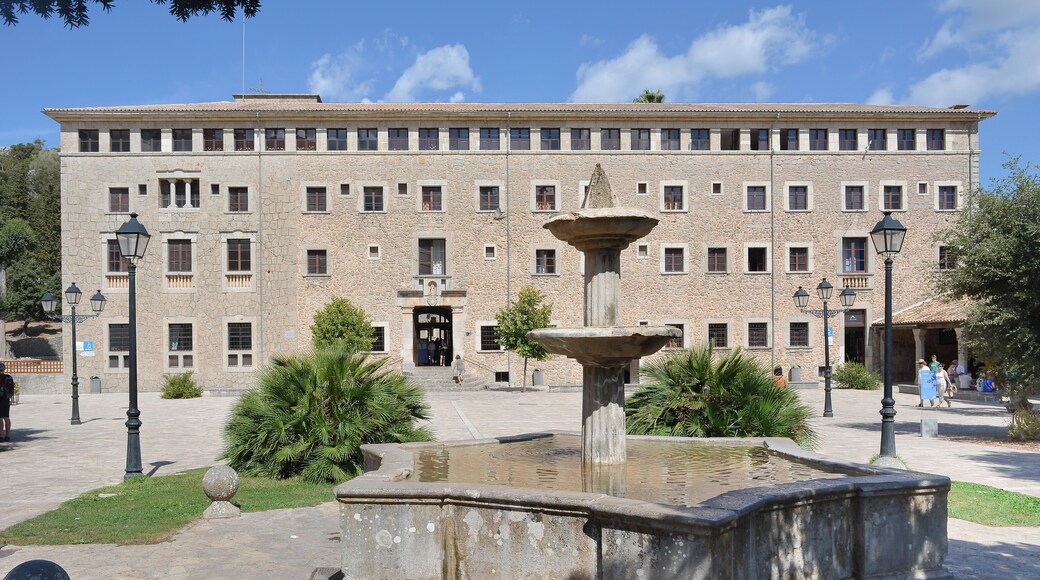 The fountain in front of the Sanctuary of Lluc was erected in 1589 as watering place for the donkeys of the pilgrims.