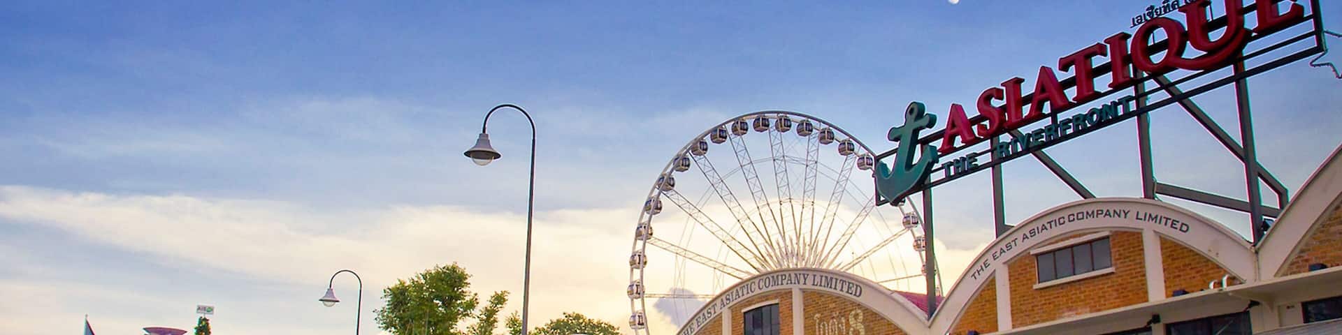 Asiatique The Riverfront