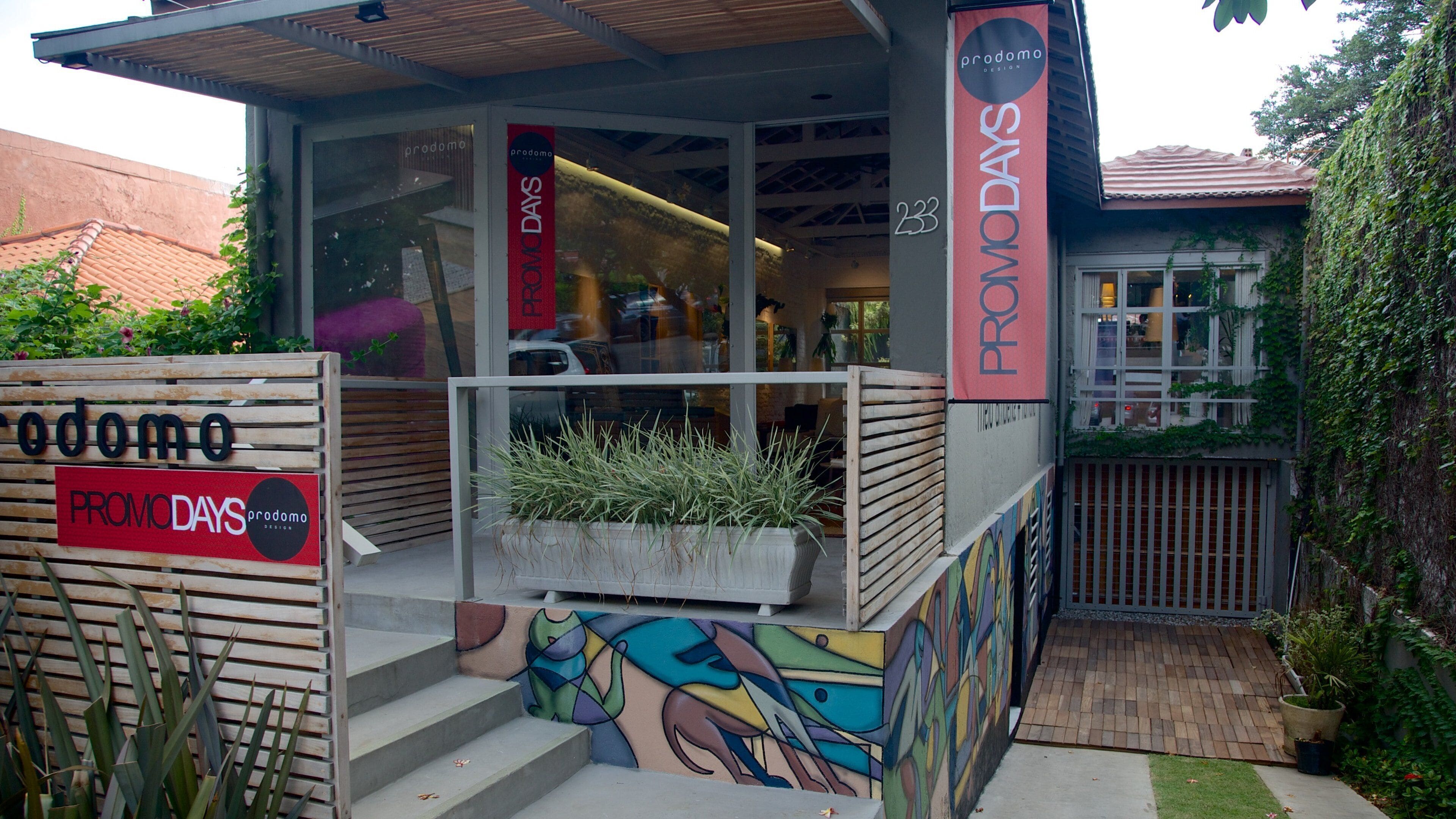 Vila Madalena which includes signage