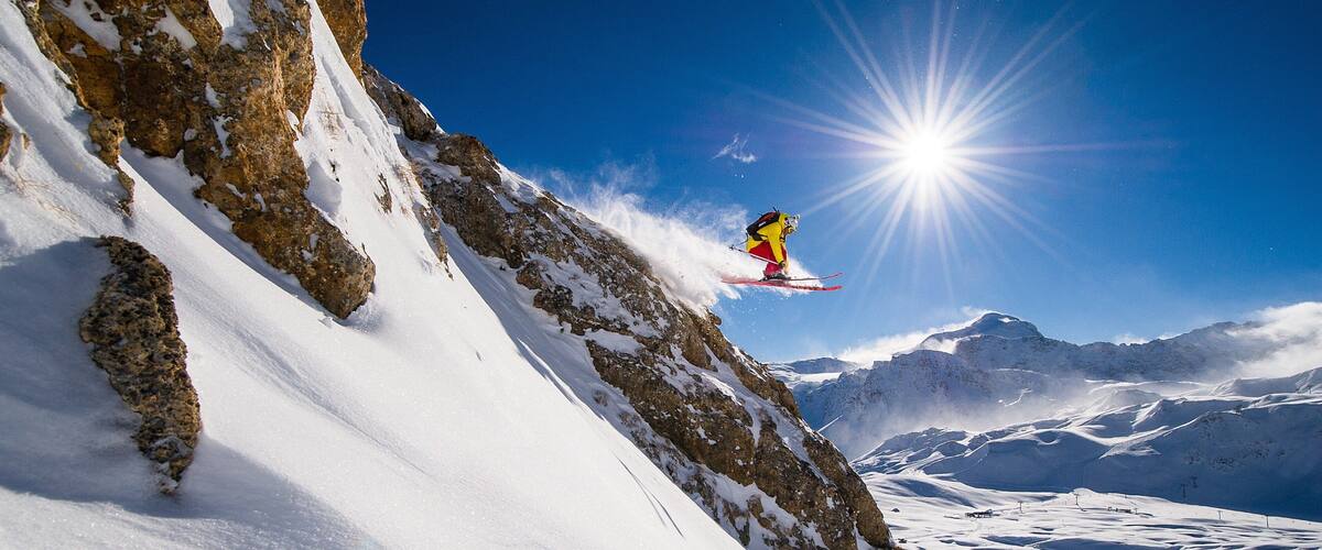 Alpes du Nord featuring cross-country skiing and snow