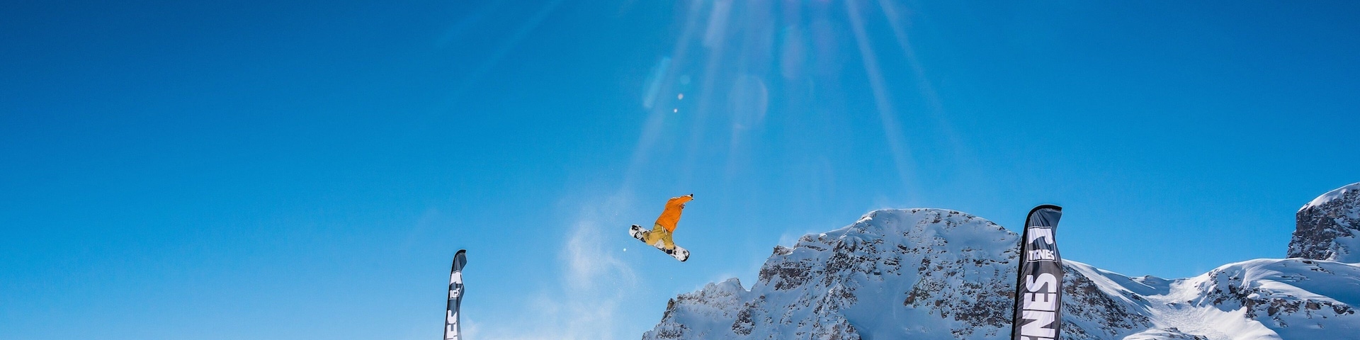 ํฐ๋ด ์คํค ๋ฆฌ์กฐํธ ์ด ํฌํจ ๋ ๊ณผ ์ค๋
ธ๋ณด๋