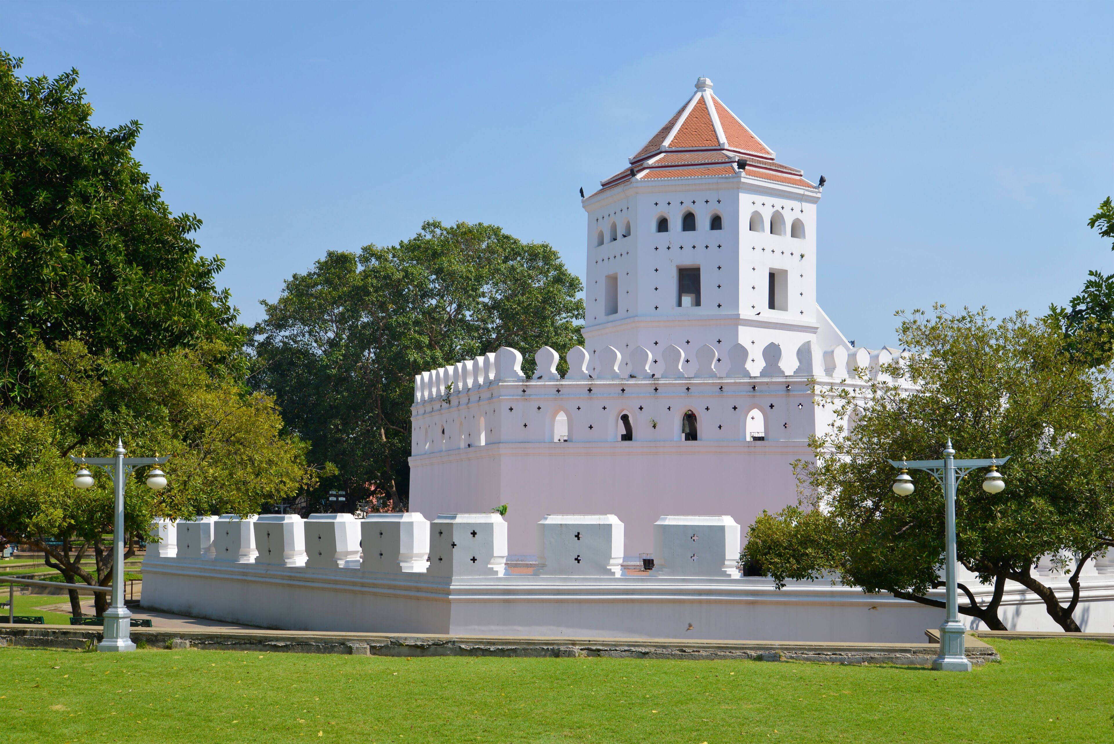Ancient Phra Sumen fort in the sunny day. View from the Santi Chai Prakan park. Bangkok, Thailand