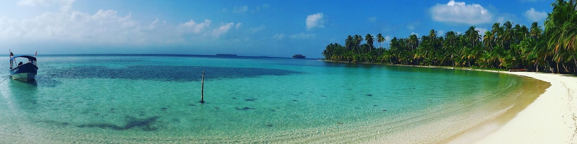 One of the 365 islands that represent San Blas in Panama. The majority of these islands are inhabited, some of them has the size of various football fields, while others are only a few square meters with one or two palm trees on it.