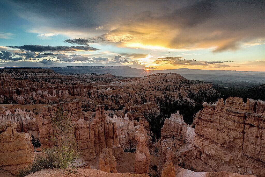 Mysterious Clay Forest in Yuanmou.
#神秘的五彩土林

https://twitter.com/Beautifulgx