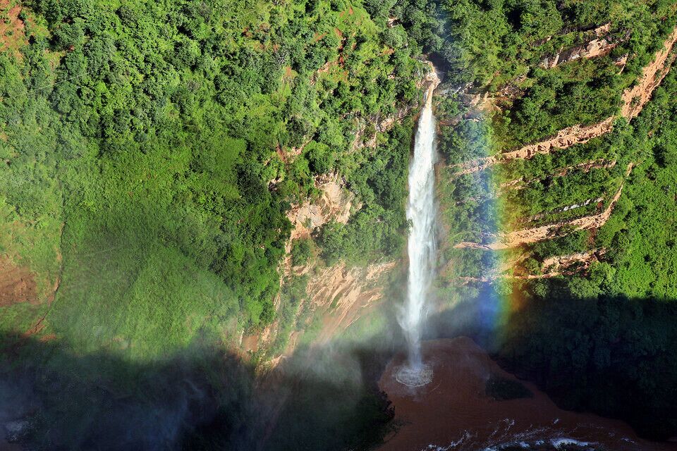 Amazing #SantanWaterfall in Yunnan Province of #China,falling in three stages and being wonderful and magnificent. 

https://twitter.com/Beautifulgx 