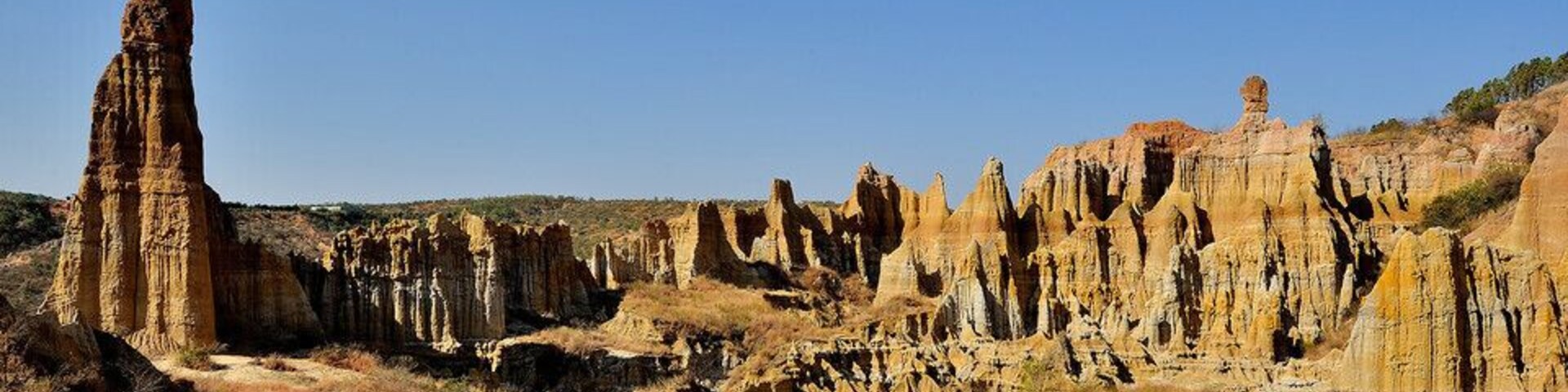 Mysterious Clay Forest in Yuanmou, #Yunnan Province of China.
https://twitter.com/Beautifulgx