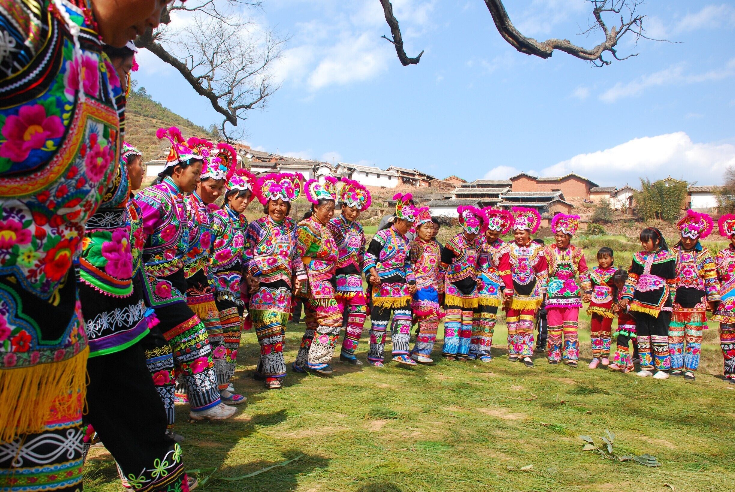 The oldest village "T" stage in the world——the Zhiju Costume Competition Festival in the Chuxiong Yi Autonomous Prefecture of #Yunnan,China. 
https://twitter.com/Beautifulgx