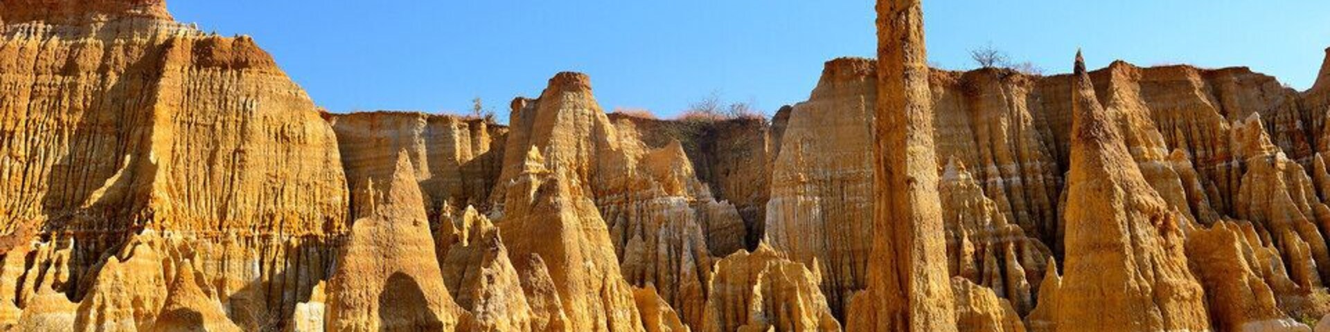 Mysterious Clay Forest in Yuanmou, #Yunnan Province of China.
https://twitter.com/Beautifulgx
