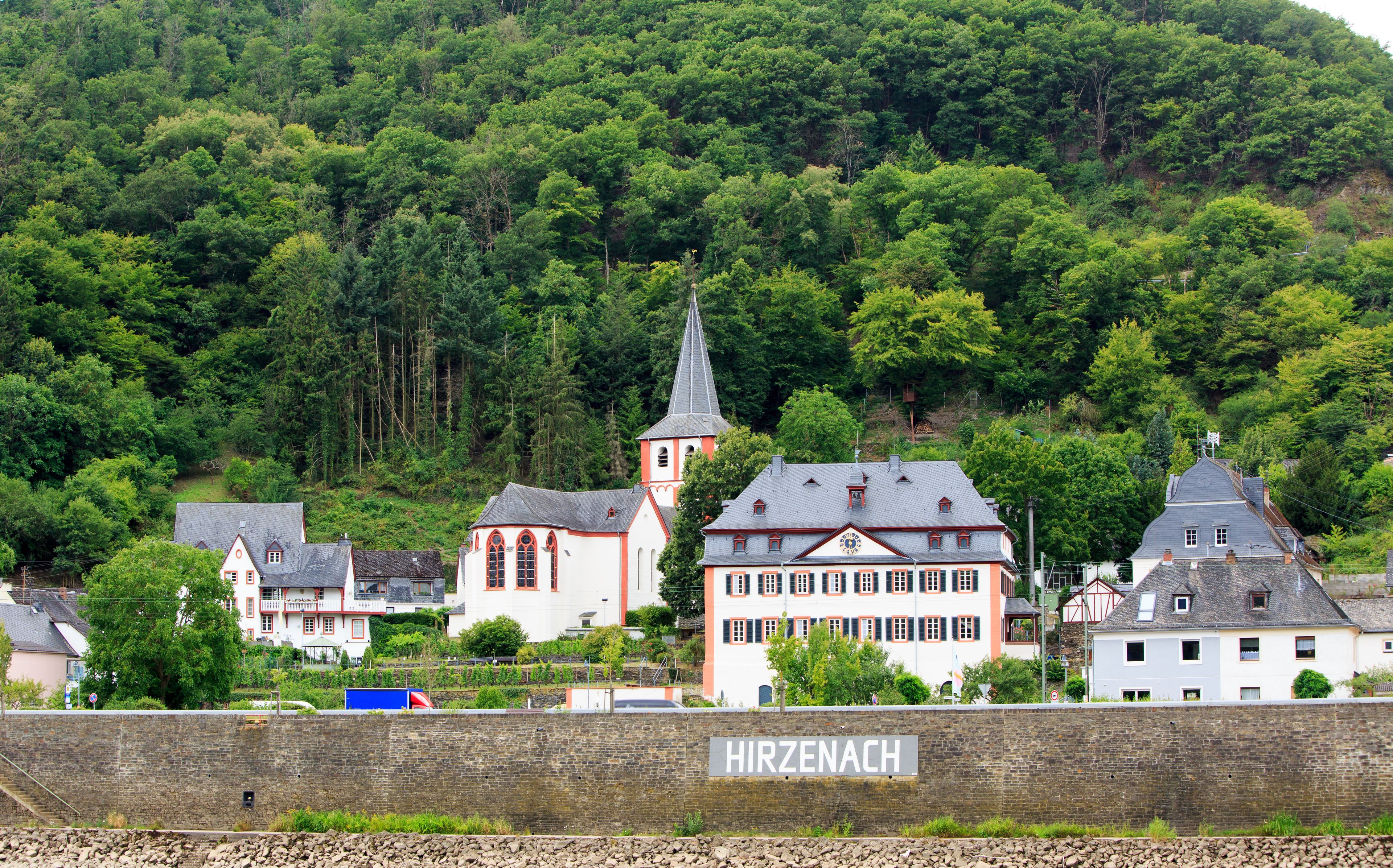 Hirzenach is a village on the Rhine, known for its breathtaking landscapes. The view of the city is dominated by one of the oldest convents of the central Rhineland