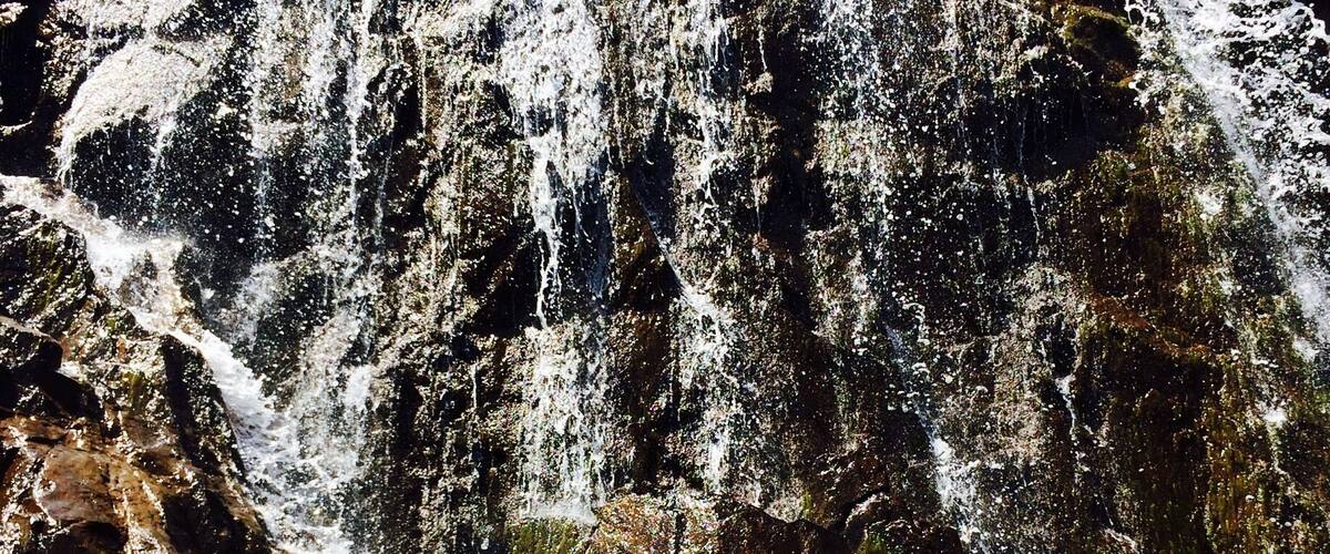 Easy hike to the feet of the falls! (But we did climb the rocks to get this shot :P)