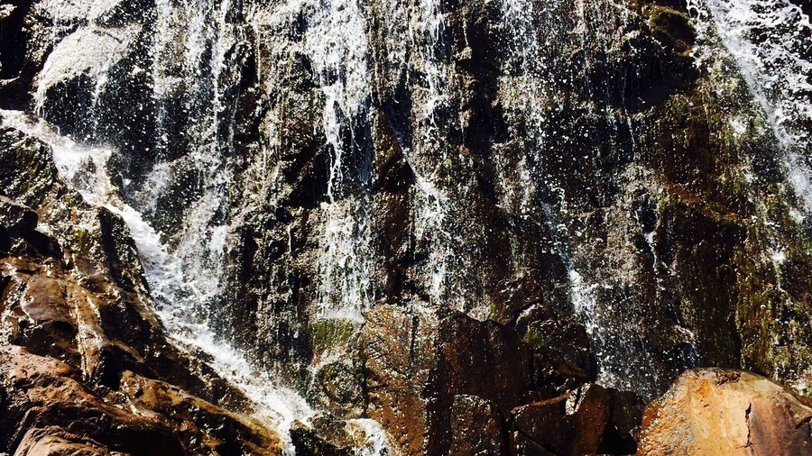 Easy hike to the feet of the falls!