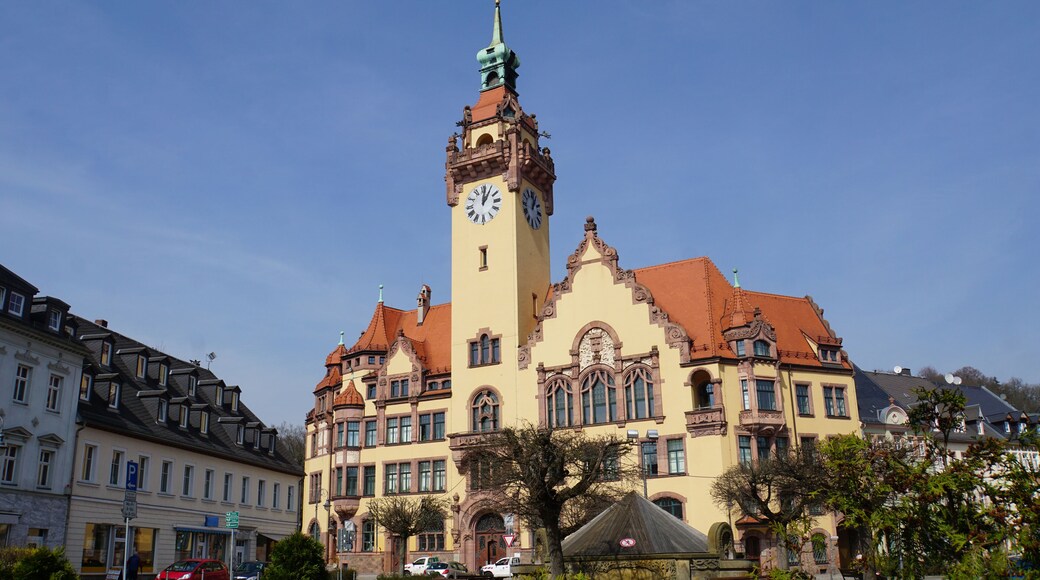 The town hall in Waldheim in Saxony, Germany, the facade is designed with red porphyry from Rochlitz, Shutterstock ID 1006106830, SF SSA Case with Manager Approval: Case 07151371, Job: Prepay credit,