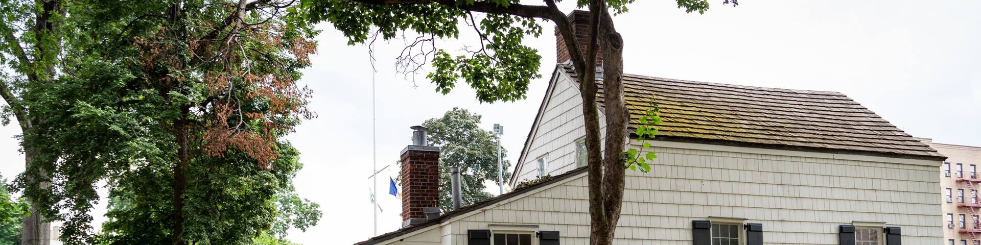 Edgar Allan Poe Cottage featuring a house