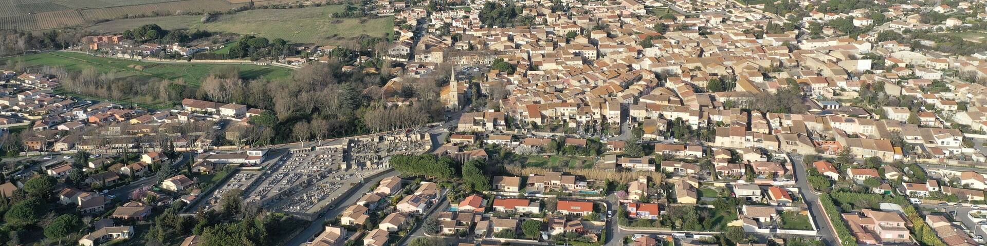 village du sud de la France (Salles-d'Aude près de Narbonne et du massif de la Clape)