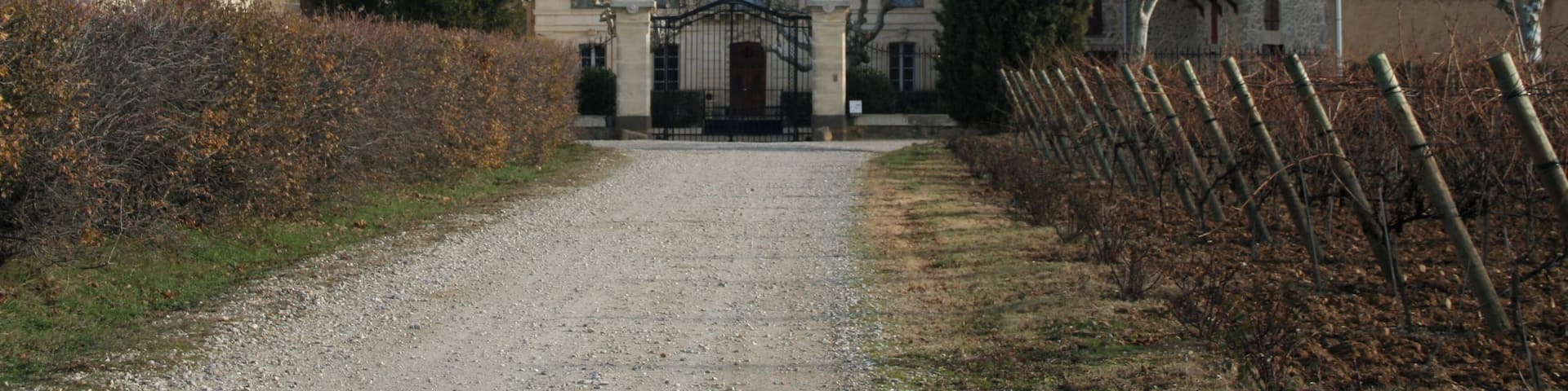 Servian (Hérault) - château de Sainte-Rose.