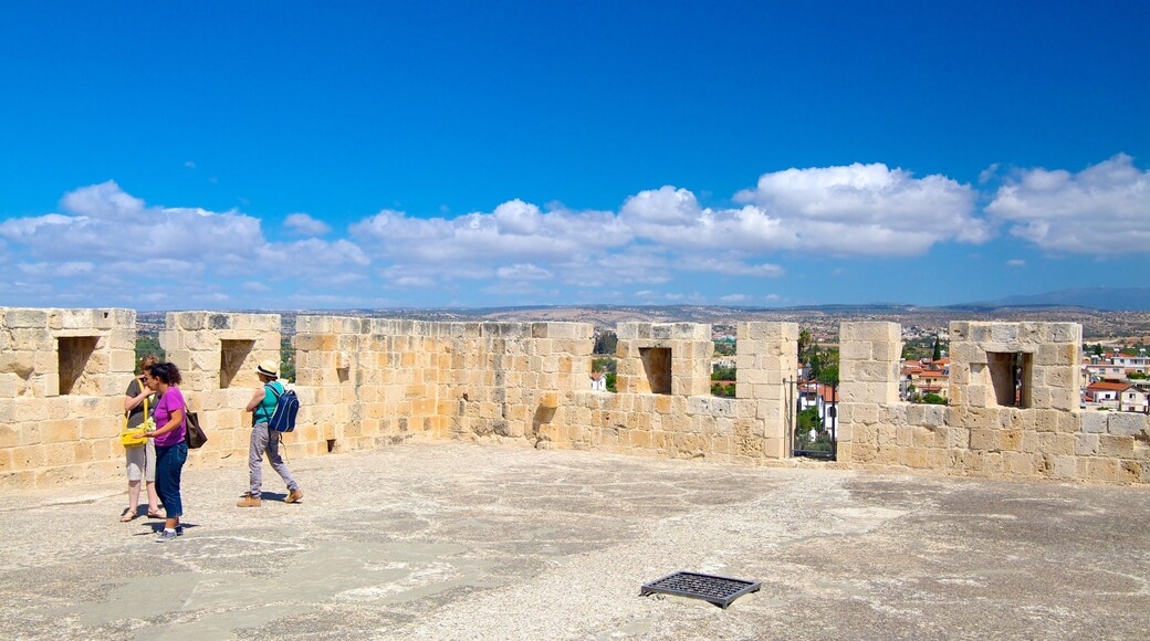 Kolossi Castle showing a castle and heritage architecture