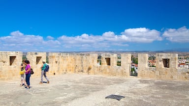 Castillo de Kolossi que incluye un castillo y patrimonio de arquitectura
