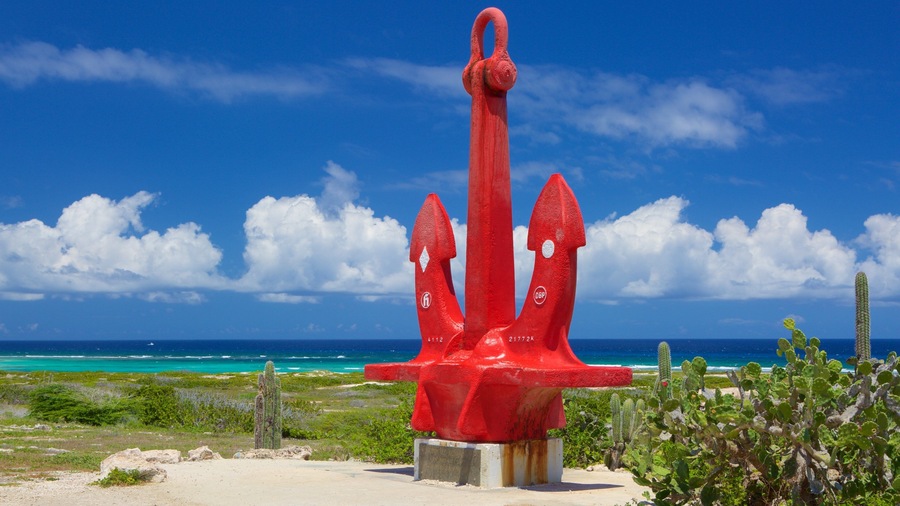 Anker til minne om alle sjømenn som viser kyst