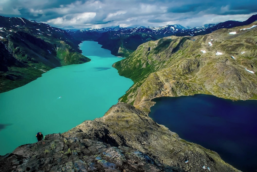 Besseggen. Norway´s most famous hike, a trail along a steep ridge that separates two colorful lakes. You take a boat up tha lake then hike back. In the foreground you see the steep scrambling part of the trail. #GreatOutdoors
#adventure
#Trovember