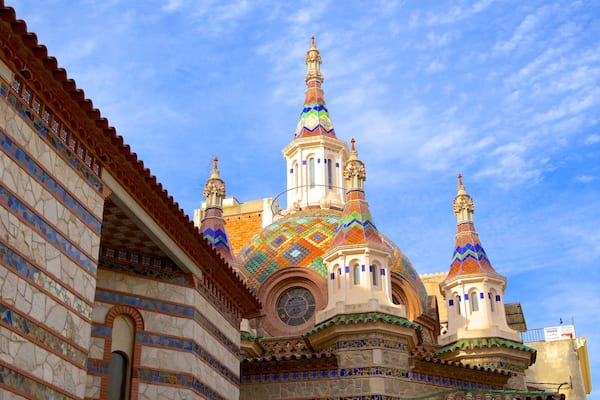 Sant Roma-kyrkan som inkluderar historisk arkitektur