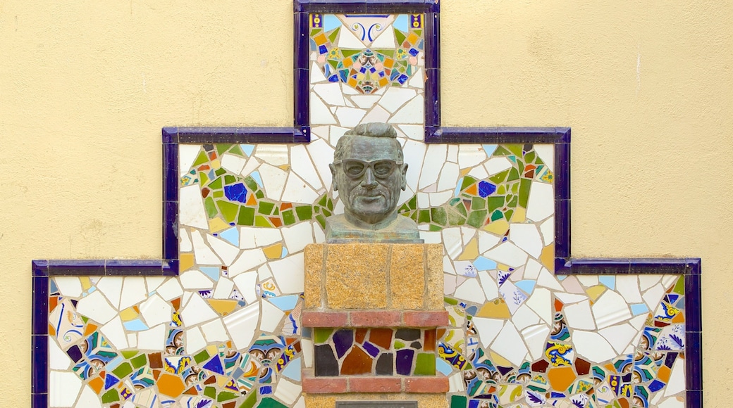 Parochiekerk van Sant Roma bevat een kerk of kathedraal, interieur en religieuze elementen