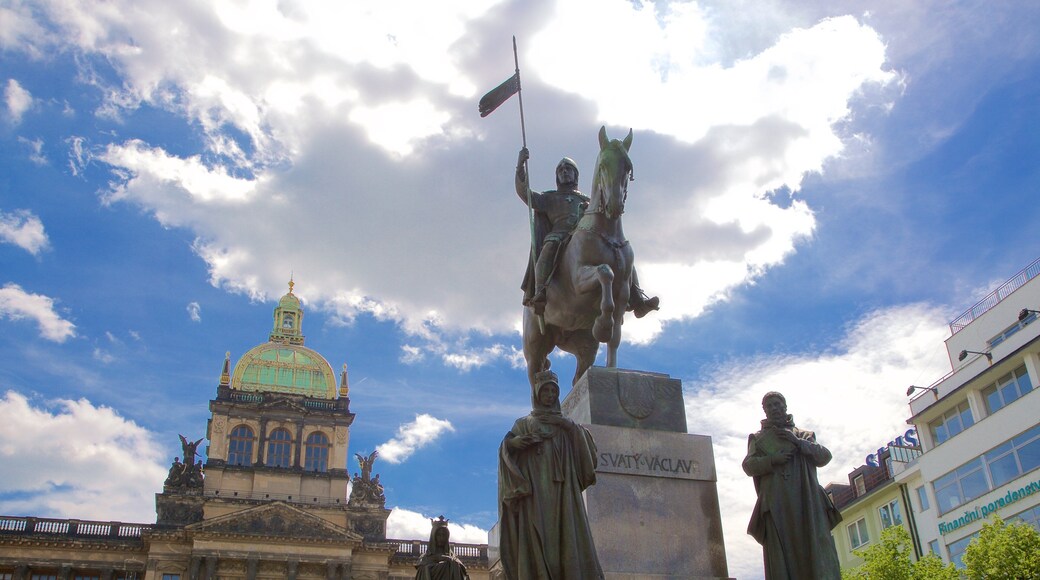 Saint Wenceslaus Monument featuring heritage elements, a monument and a statue or sculpture