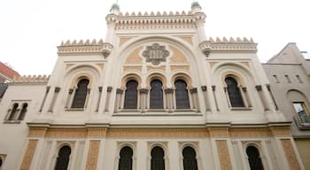 Spanish Synagogue showing heritage architecture