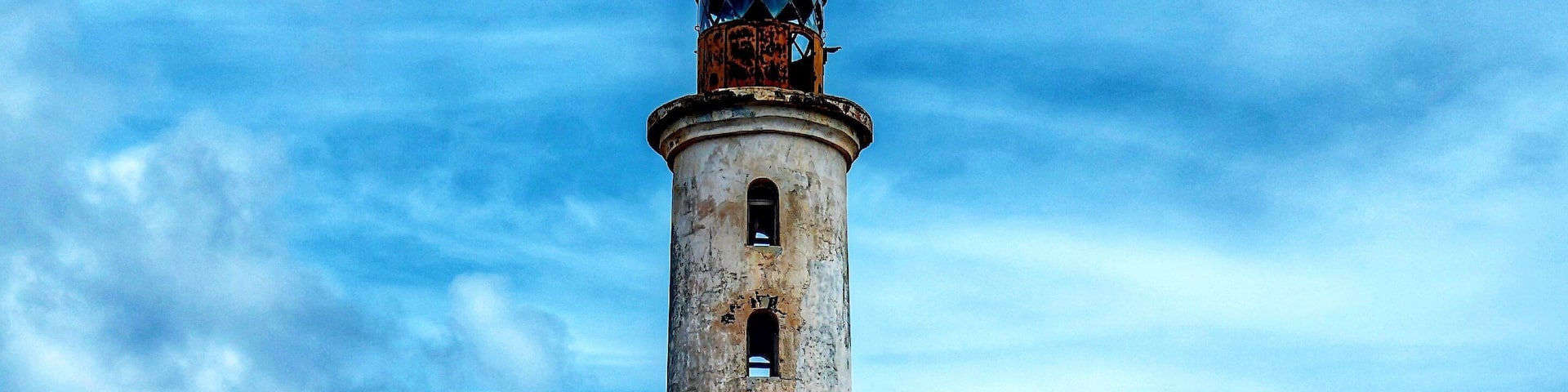 Amazing abandoned lighthouse on Klein Curacao