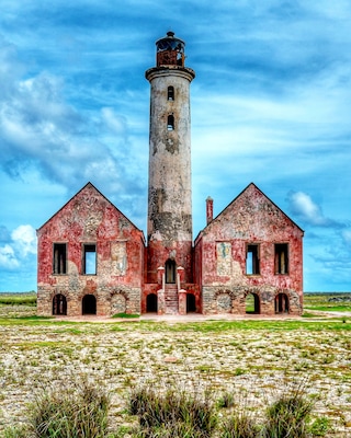 Amazing abandoned lighthouse on Klein Curacao