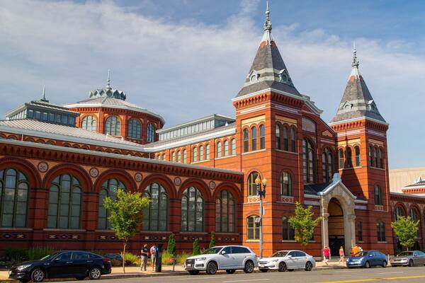 Arts and Industries Building showing heritage architecture