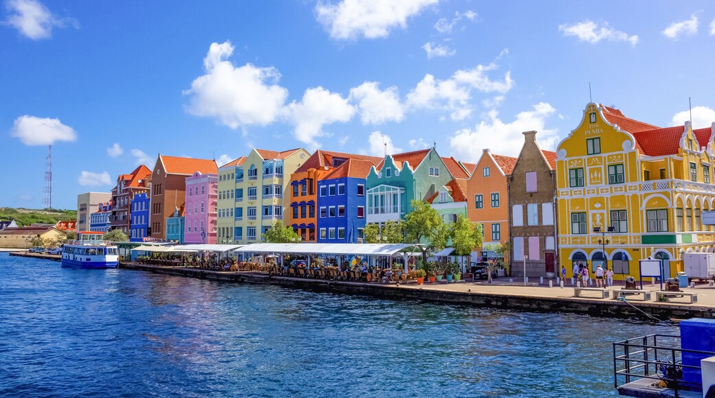 Specific coloured buildings in Curacao