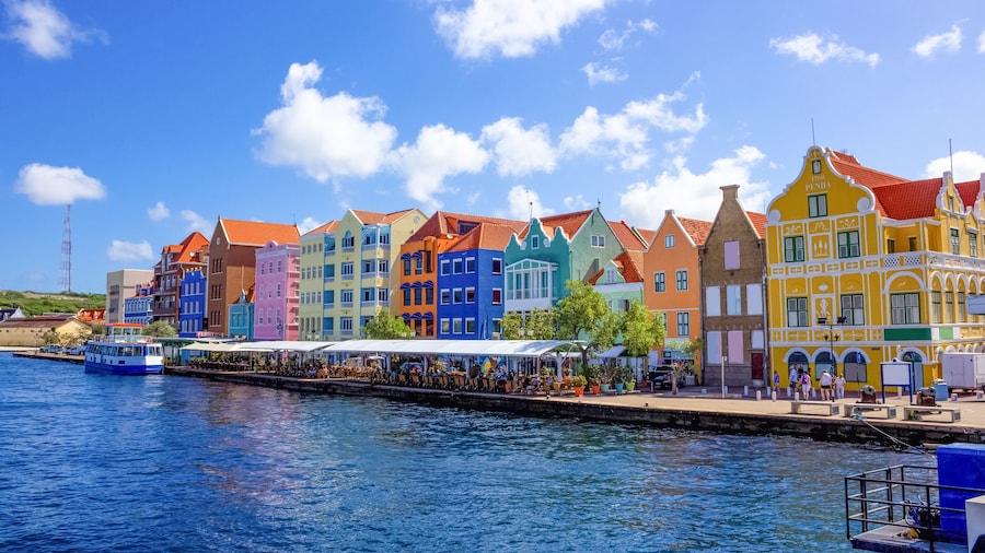 Specific coloured buildings in Curacao