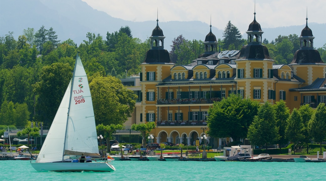 Rosegg Castle showing a lake or waterhole, boating and heritage elements