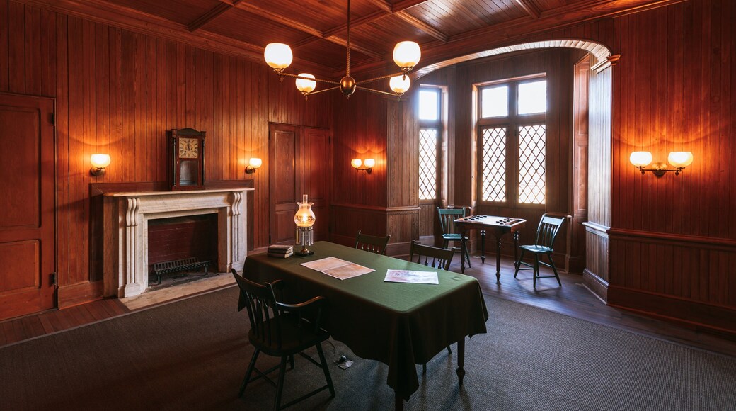 President Lincoln\'s Cottage showing heritage elements and interior views