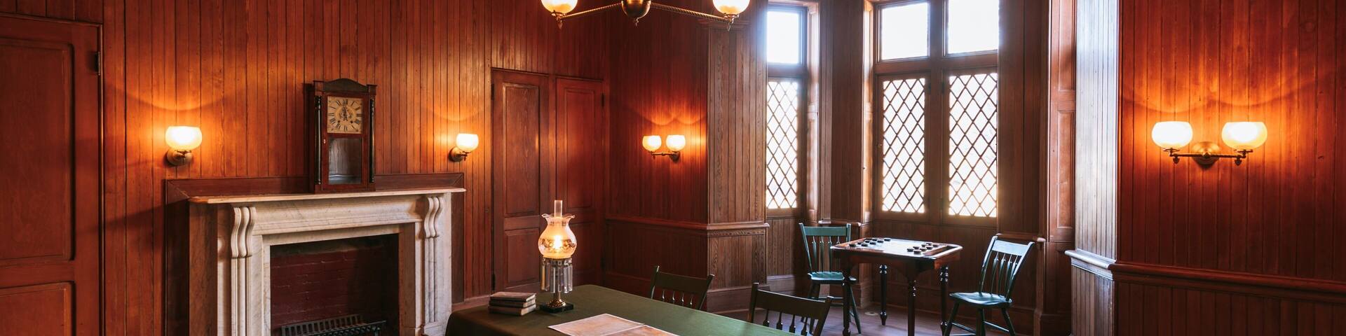 President Lincoln\'s Cottage showing heritage elements and interior views