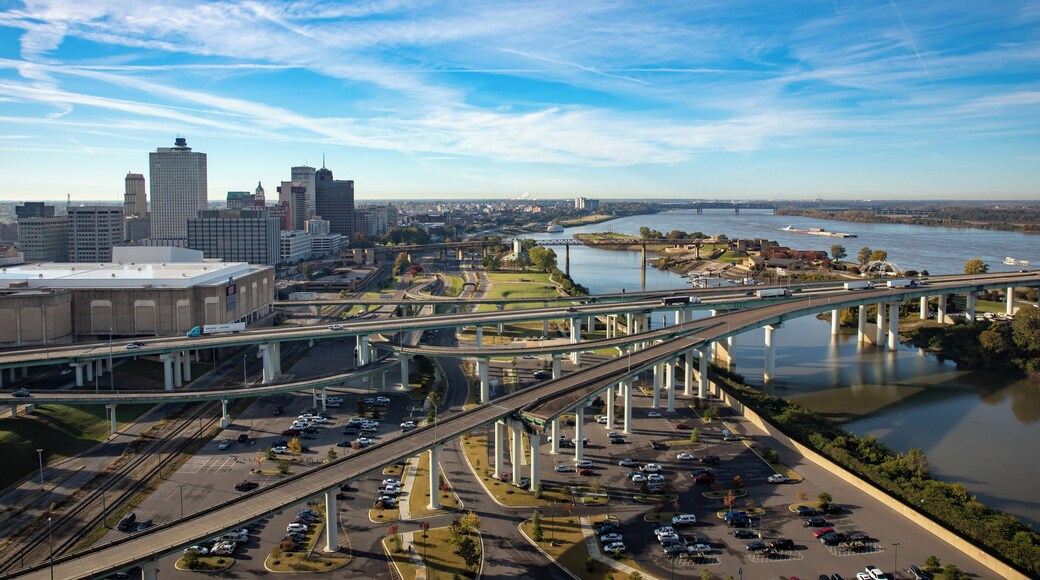 Centro de buceo y puerto deportivo Captain Hooks