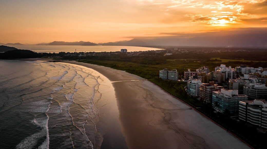 Sunset in Riviera de Sao Lourenco 02