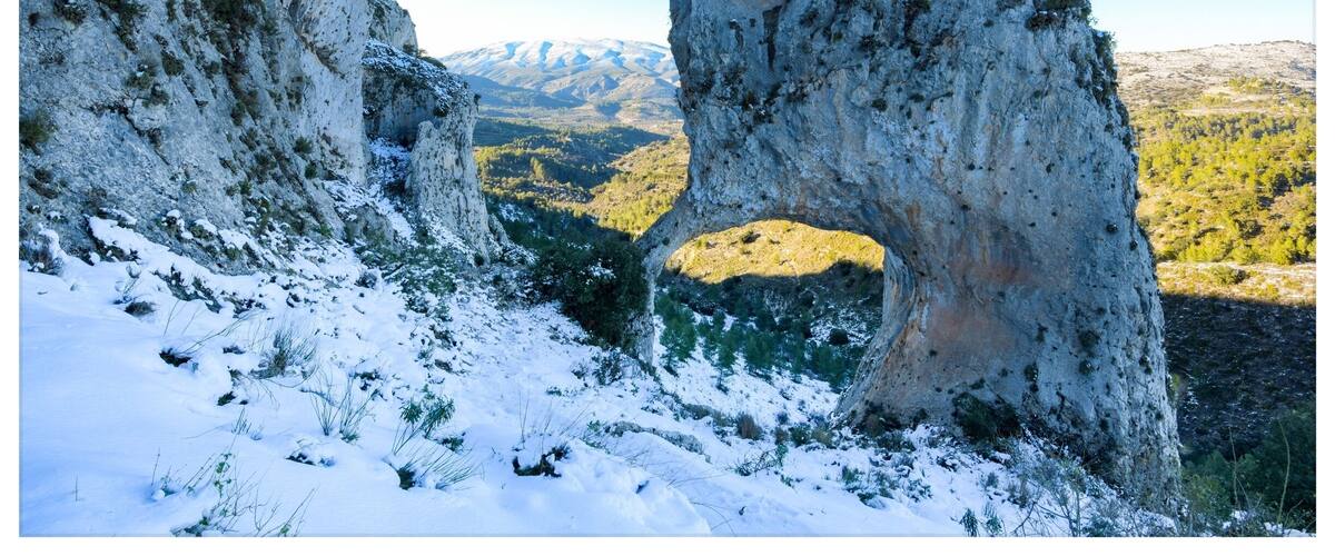 The beautiful natural stone 'Els Arcs' this is a moderate walk taking 2-3 hours for the round trip. The pin on the map marks the start of the walk, road CV752 from Tarbena or Castell de Castells. Good road until about 1km to the Arcs when the road turns to a track. This is well sign posted and definitely worth having a look. There's a nice cafe at Parcent for pizza afterwards...