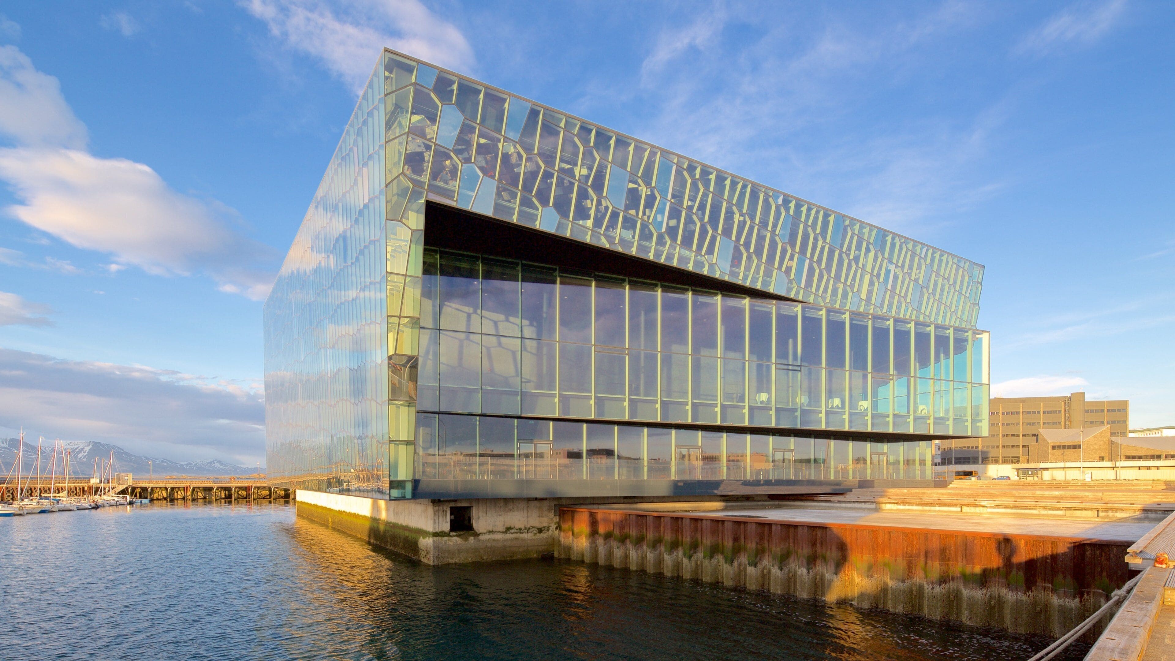Harpa featuring modern architecture and general coastal views