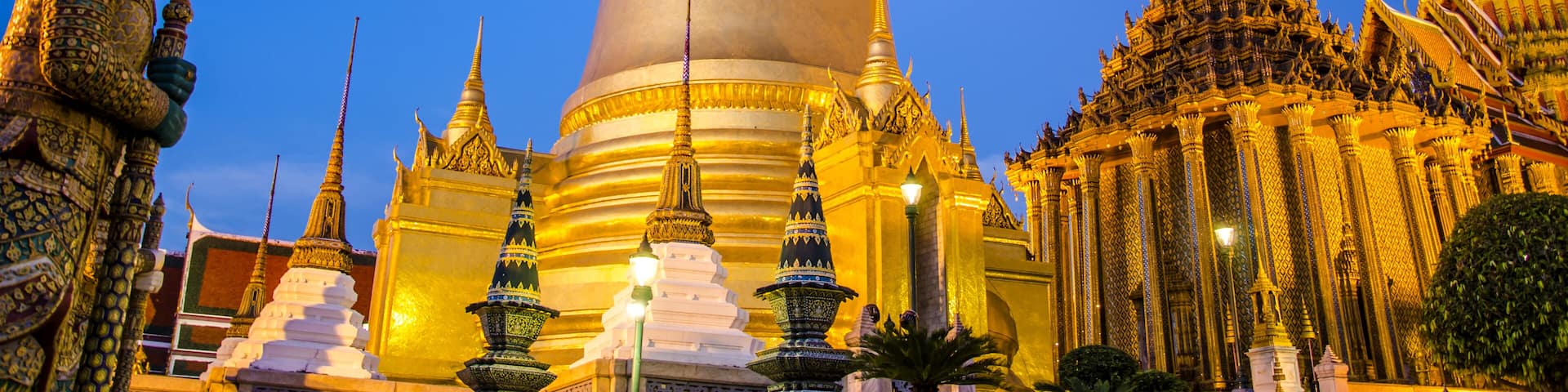 Twilight Lighting at Wat Phra Kaew, Bangkok, Thailand.